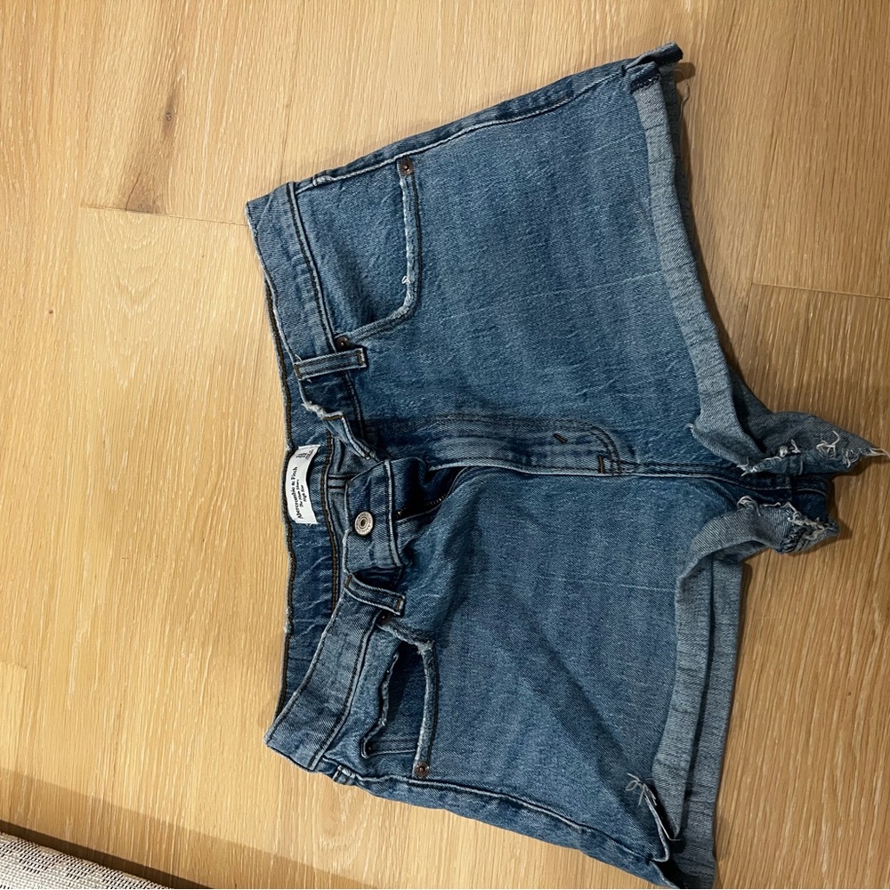 Abercrombie Mom Shorts